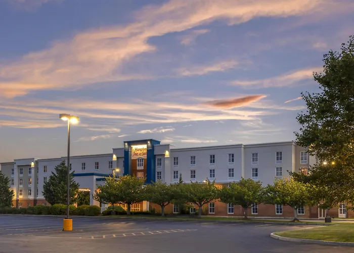 Hampton Inn & Suites By Hilton Plymouth